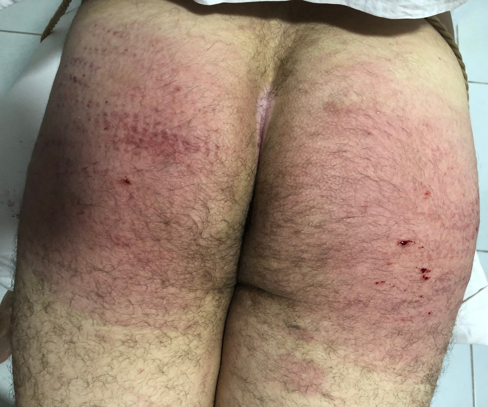 O papel da dominatrix: muito além do que o senso comum imagina